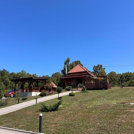 Kuca Za Odmor Markoci Rakovica Exteriér fotografie