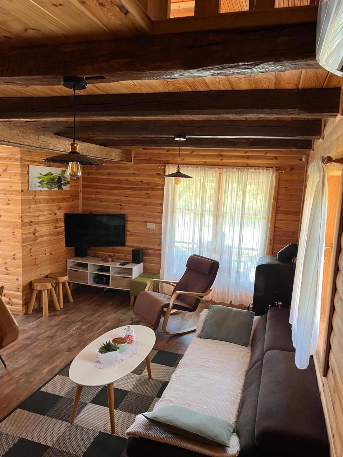 Kuca Za Odmor Markoci Rakovica Exteriér fotografie
